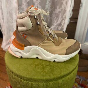 Sorel Women's Kinetic RNEGD Conquest Boot Tawny Buff, Canoe (W6.5)